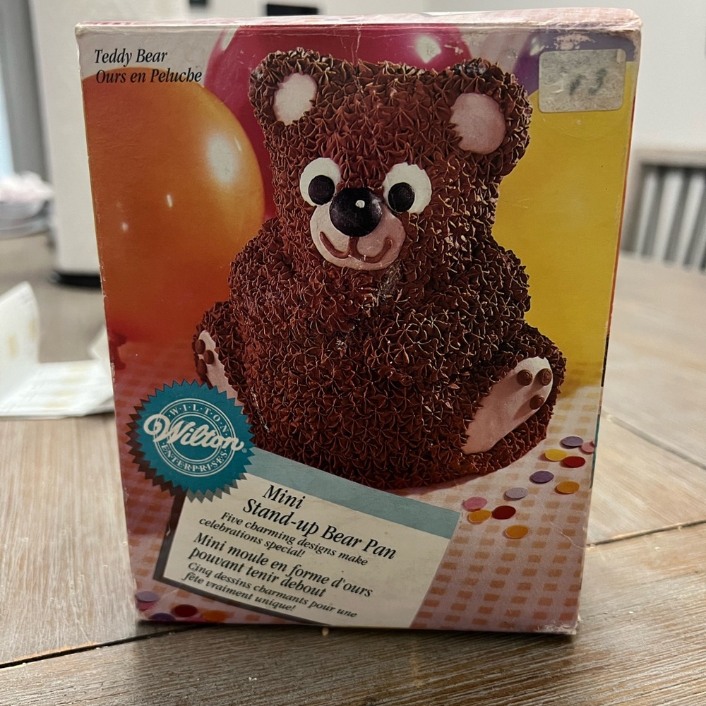 Wilton Mini Stand-up Bear Pan